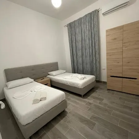 Westwood 2bd Lägenhet *